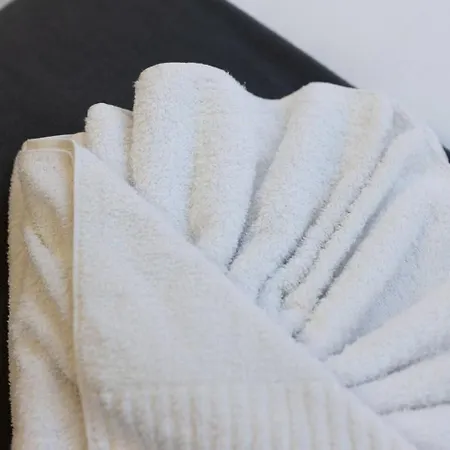 Ivory Seafront With Views!- Fl 13 By Homely 圣保罗湾城