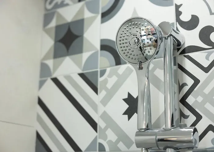 Lägenhet Ivory Seafront With Views!- Fl 13 By Homely St. Paul's Bay